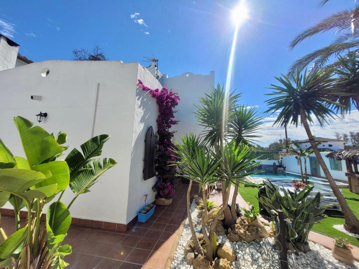 Gatu Premium Villa Lurberri Piscina Privada, 4 Dormitorios, 2 Banos, Parking , Jardines, " Preferente Mayores De 25 Anos Y Familias " In Y Barbacoa Чиклана-де-ла-Фронтера Екстер'єр фото
